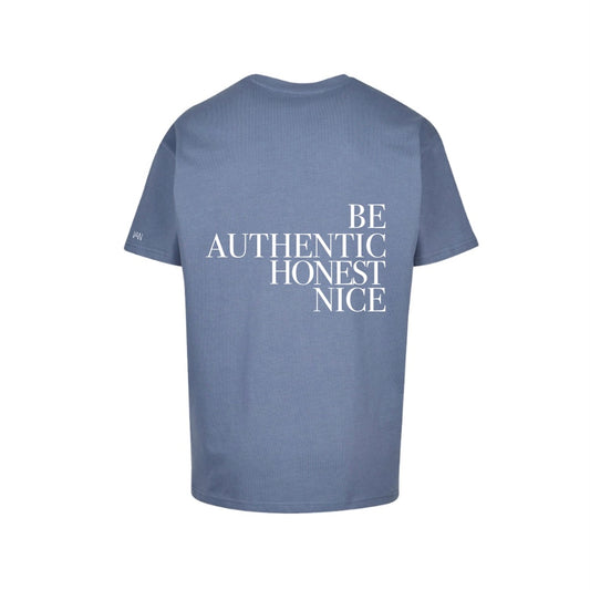 Oversized T-Shirt Light Blue | „Be Authentic Honest Nice“ Backprint weiß